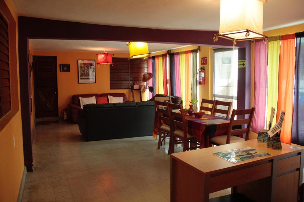 La Casa Naranja Hotel Isla Mujeres Exterior photo